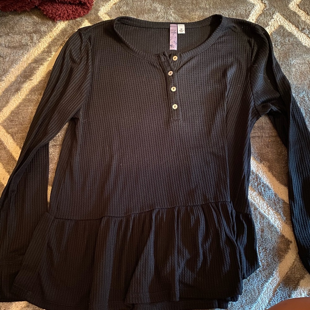 black knitted sweater